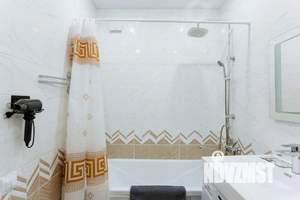1-к квартира, посуточно, 42м2, 1/1 этаж