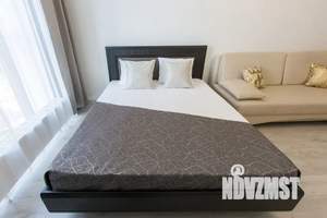 1-к квартира, посуточно, 45м2, 4/25 этаж