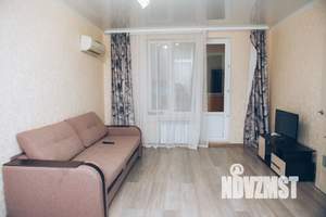 1-к квартира, посуточно, 41м2, 1/1 этаж