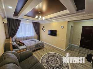 1-к квартира, посуточно, 46м2, 1/1 этаж