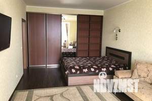 1-к квартира, посуточно, 53м2, 14/14 этаж