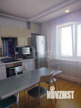 3-к квартира, на длительный срок, 112м2, 8/10 этаж