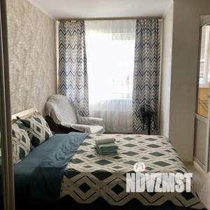 1-к квартира, посуточно, 37м2, 1/1 этаж