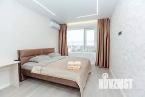 1-к квартира, посуточно, 45м2, 20/33 этаж