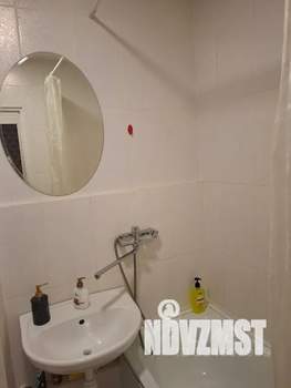 1-к квартира, посуточно, 44м2, 2/17 этаж