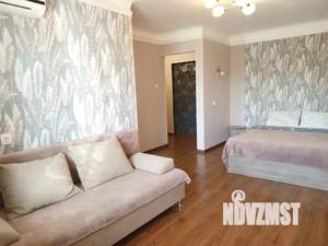 1-к квартира, посуточно, 40м2, 4/5 этаж