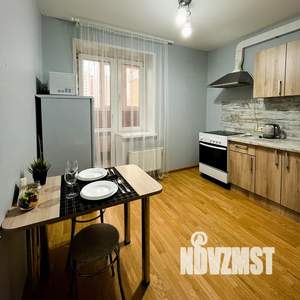 1-к квартира, посуточно, 34м2, 3/26 этаж