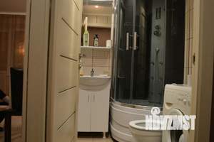 Студия квартира, посуточно, 28м2, 3/5 этаж