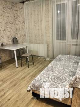 1-к квартира, посуточно, 43м2, 1/24 этаж