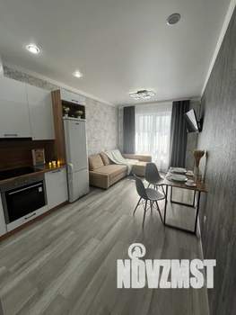 2-к квартира, посуточно, 40м2, 21/32 этаж
