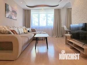 1-к квартира, посуточно, 47м2, 1/1 этаж