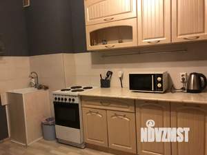 1-к квартира, посуточно, 40м2, 5/13 этаж