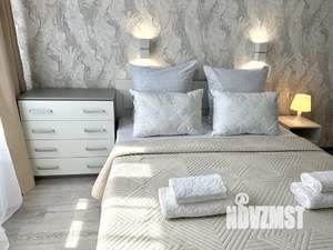 2-к квартира, посуточно, 52м2, 16/25 этаж