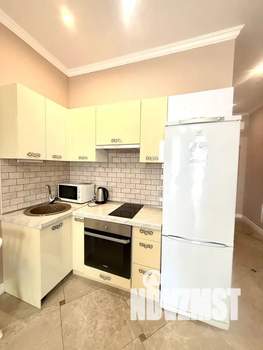 Студия квартира, посуточно, 40м2, 4/21 этаж