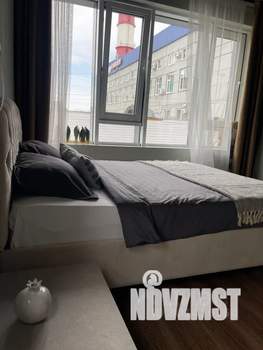 2-к квартира, посуточно, 46м2, 3/33 этаж