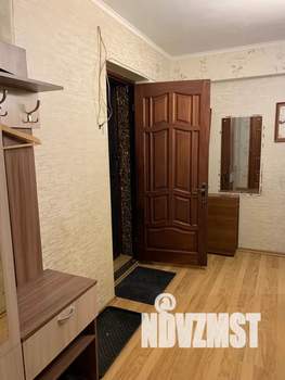 1-к квартира, посуточно, 37м2, 2/9 этаж