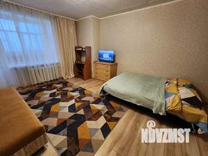 1-к квартира, посуточно, 36м2, 8/9 этаж