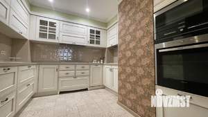 3-к квартира, на длительный срок, 140м2, 3/18 этаж