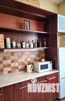 1-к квартира, посуточно, 50м2, 1/1 этаж