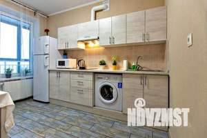 1-к квартира, посуточно, 10м2, 9/18 этаж