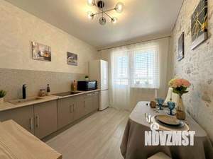 1-к квартира, посуточно, 43м2, 1/1 этаж