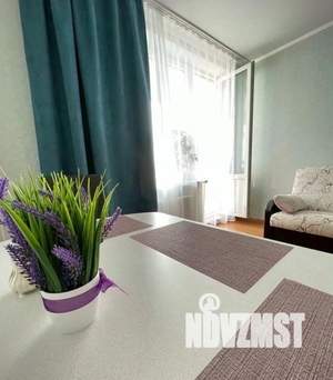 1-к квартира, посуточно, 43м2, 1/1 этаж