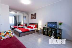 1-к квартира, посуточно, 42м2, 1/1 этаж