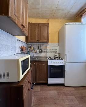 3-к квартира, на длительный срок, 72м2, 1/5 этаж