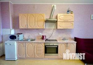 1-к квартира, посуточно, 60м2, 1/1 этаж