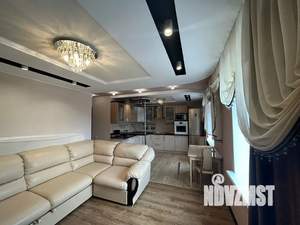 1-к квартира, посуточно, 60м2, 5/18 этаж