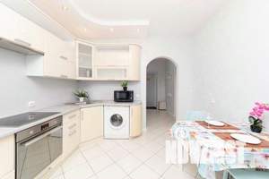 1-к квартира, посуточно, 44м2, 11/18 этаж