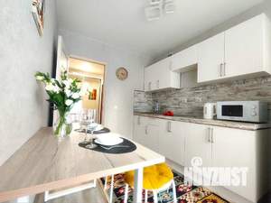 1-к квартира, посуточно, 42м2, 8/18 этаж