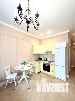 Студия квартира, посуточно, 40м2, 4/21 этаж