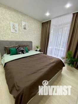 1-к квартира, посуточно, 40м2, 3/33 этаж