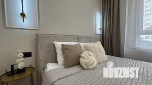 Студия квартира, посуточно, 35м2, 4/13 этаж