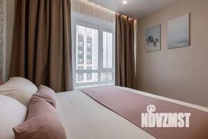 1-к квартира, посуточно, 40м2, 23/25 этаж