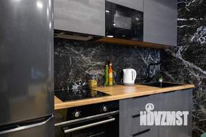 1-к квартира, посуточно, 40м2, 21/23 этаж