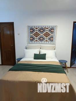 2-к квартира, посуточно, 45м2, 4/5 этаж