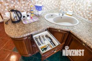 3-к квартира, посуточно, 104м2, 5/5 этаж