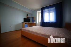 1-к квартира, посуточно, 62м2, 1/1 этаж