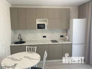 1-к квартира, посуточно, 43м2, 21/27 этаж