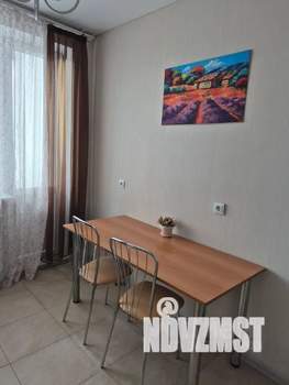 1-к квартира, посуточно, 42м2, 17/25 этаж