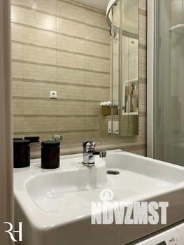 1-к квартира, посуточно, 27м2, 1/1 этаж