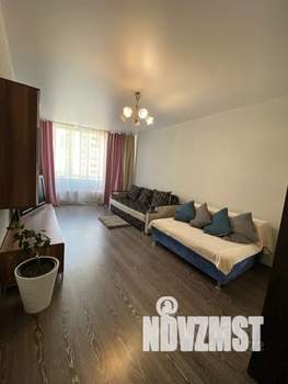 1-к квартира, посуточно, 40м2, 4/28 этаж