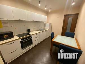 1-к квартира, посуточно, 40м2, 6/17 этаж