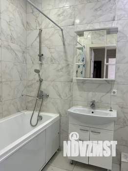 1-к квартира, посуточно, 42м2, 4/21 этаж