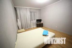 1-к квартира, посуточно, 38м2, 9/22 этаж