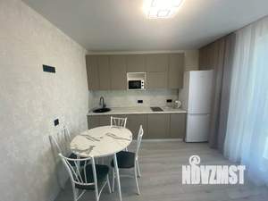 1-к квартира, посуточно, 43м2, 21/27 этаж