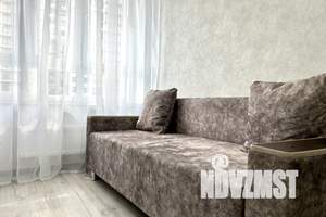 2-к квартира, посуточно, 46м2, 16/25 этаж