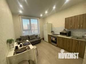 1-к квартира, посуточно, 38м2, 15/15 этаж